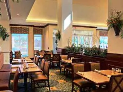 Hilton Garden Hotel 3*